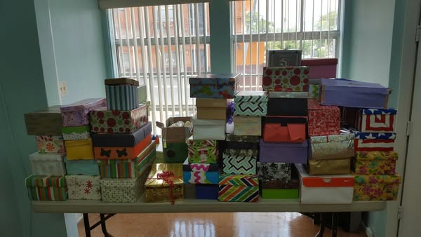 Coral Gables Senior High Students Donate Encouragement Boxes